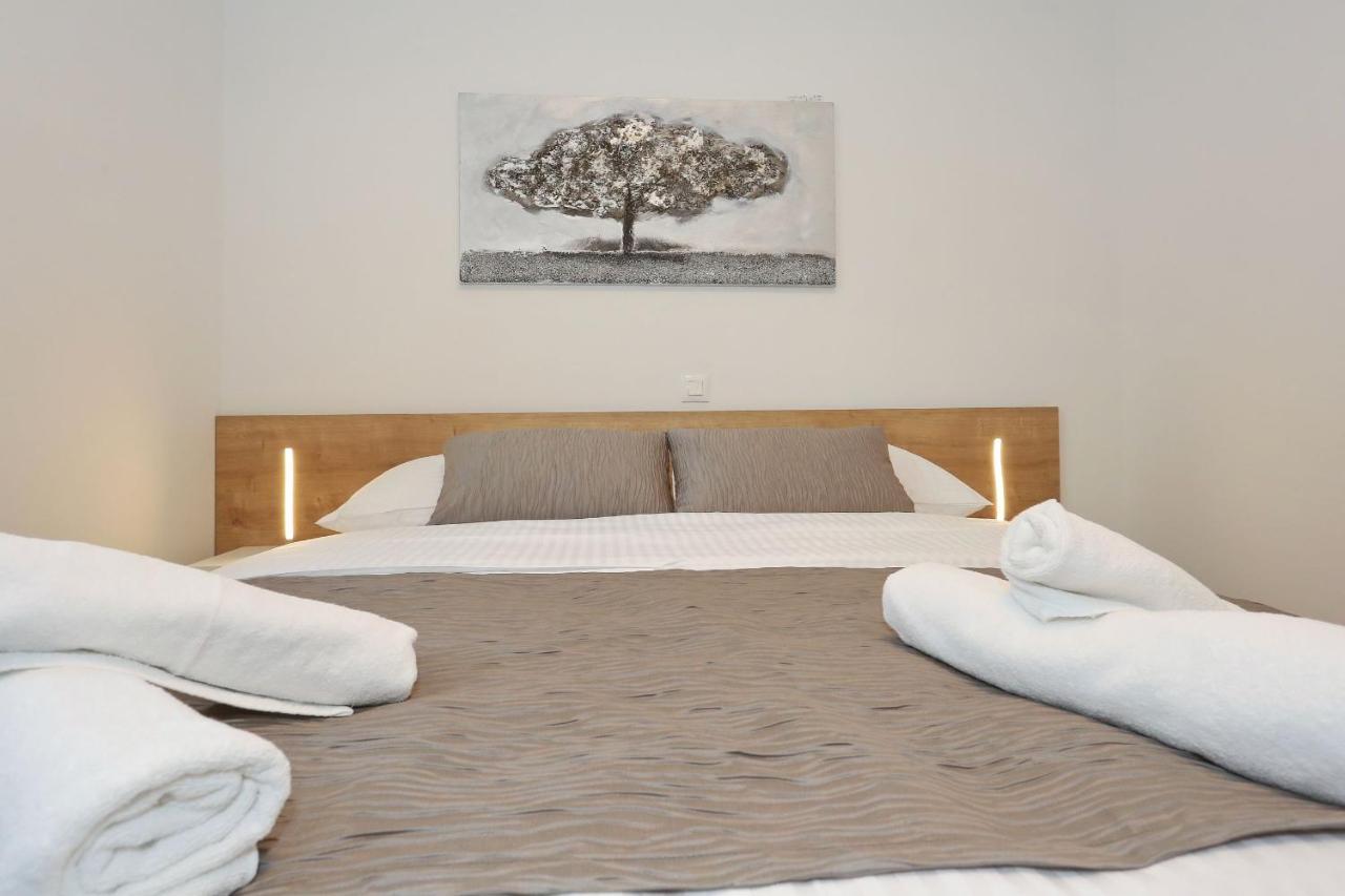 Villa Ankora 2 With Heated Pool Biograd Na Moru Esterno foto