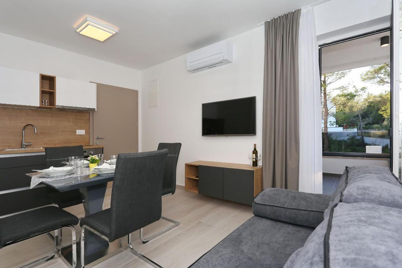 Villa Ankora 2 With Heated Pool Biograd Na Moru Esterno foto