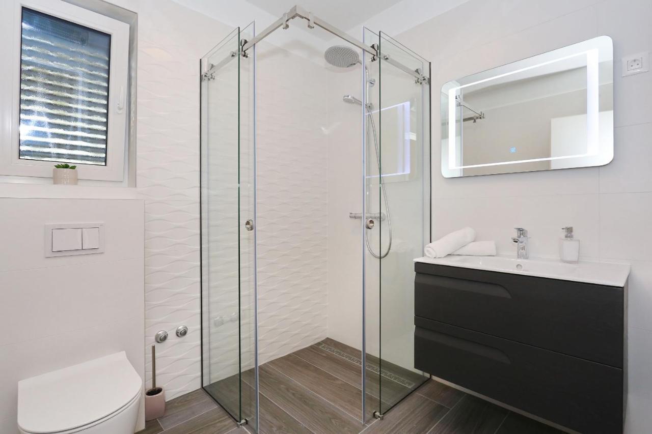 Villa Ankora 2 With Heated Pool Biograd Na Moru Esterno foto